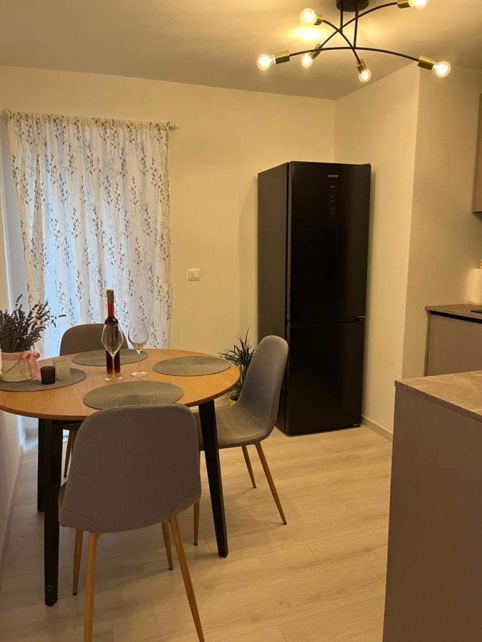 Apartment A & N With Free Private Parking Пула Екстер'єр фото