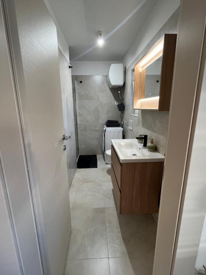 Apartment A & N With Free Private Parking Пула Екстер'єр фото
